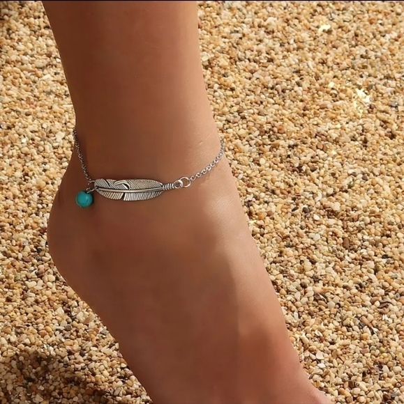 NWT Leaf Shape Ankle Bracelet with Round Turquoise Stone - Picture 1 of 5